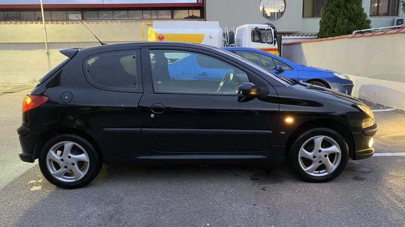 Peugeot 206, снимка 7 - Автомобили и джипове - 47822645