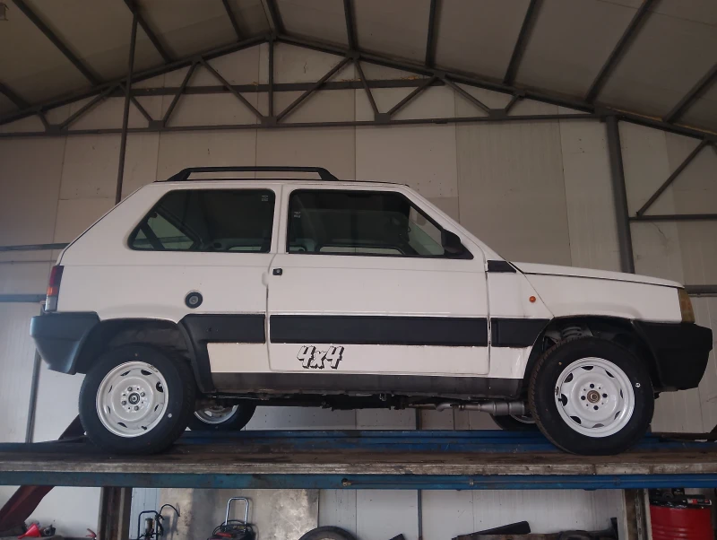 Fiat Panda 1.1i 4x4 , снимка 12 - Автомобили и джипове - 48404551