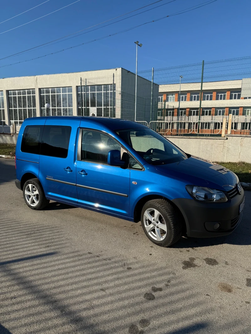 VW Caddy 1.6 TDI, снимка 4 - Автомобили и джипове - 48834430