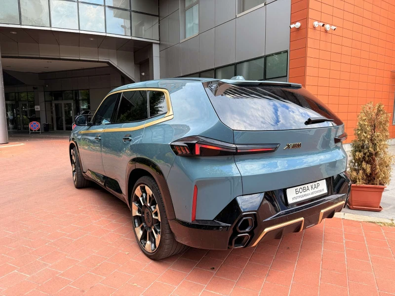 BMW XM, снимка 5 - Автомобили и джипове - 51093232