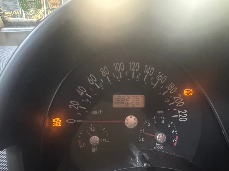 VW New beetle, снимка 12 - Автомобили и джипове - 51779233