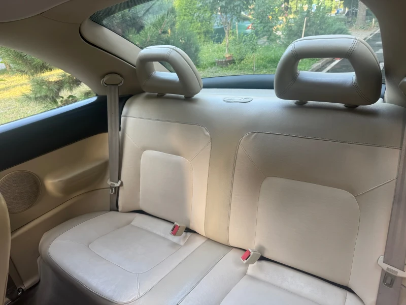 VW New beetle, снимка 6 - Автомобили и джипове - 51779233