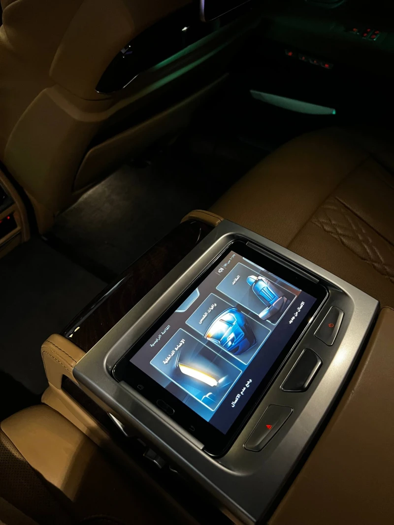 BMW 750 LONG xDrive   2016 / 166 000 км / ОЧАКВАН ВНОС, снимка 14 - Автомобили и джипове - 51994941