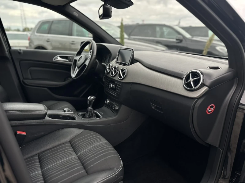 Mercedes-Benz B 180 CDI 2012, снимка 11 - Автомобили и джипове - 52005769