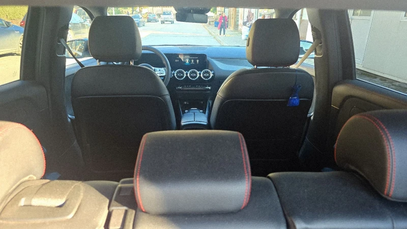 Mercedes-Benz GLA 250 2.0 Бензин/225 к.с/ 4 MATIC, снимка 11 - Автомобили и джипове - 52121967