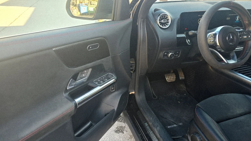 Mercedes-Benz GLA 250 2.0 Бензин/225 к.с/ 4 MATIC, снимка 7 - Автомобили и джипове - 52121967