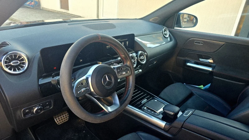 Mercedes-Benz GLA 250 2.0 Бензин/225 к.с/ 4 MATIC, снимка 6 - Автомобили и джипове - 52121967
