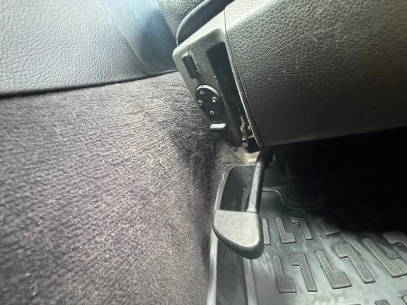 Mercedes-Benz E 320 W211, снимка 9 - Автомобили и джипове - 52328793