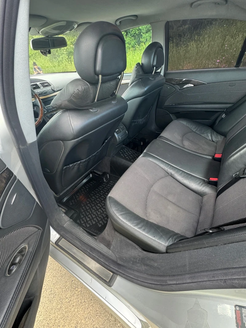 Mercedes-Benz E 320 W211, снимка 6 - Автомобили и джипове - 52328793