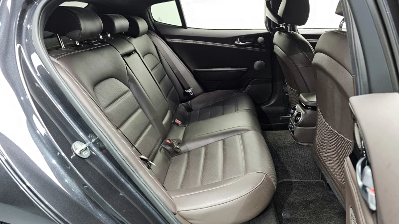 Kia Stinger 2.0T 2WD PLATINUM, снимка 11 - Автомобили и джипове - 52494173