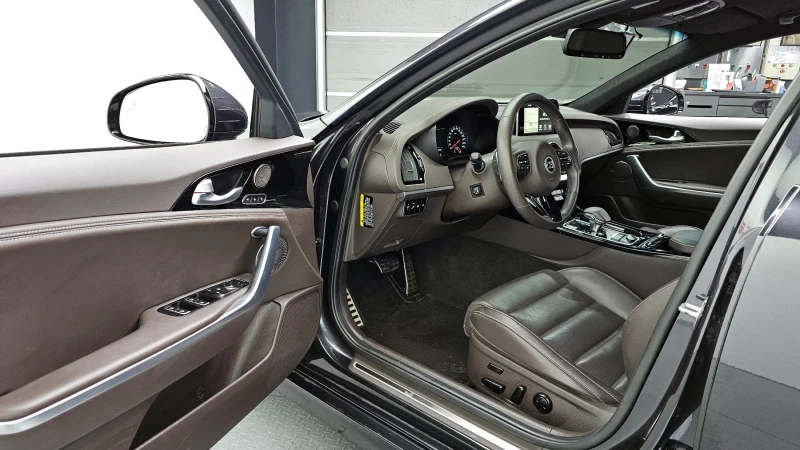 Kia Stinger 2.0T 2WD PLATINUM, снимка 9 - Автомобили и джипове - 52494173
