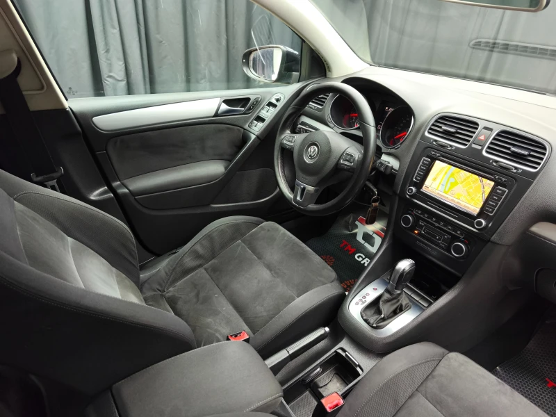 VW Golf 1.4TSI Automatic HighLine Euro5A, снимка 13 - Автомобили и джипове - 53558570