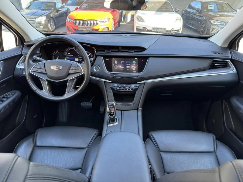 Cadillac XT5 AWD, снимка 10 - Автомобили и джипове - 54139323