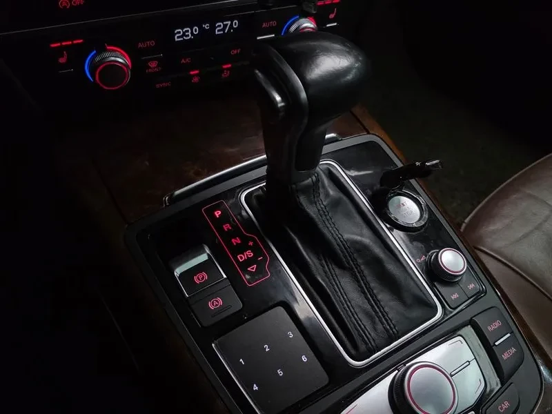 Audi A7 3.0 TDI Quattro, снимка 9 - Автомобили и джипове - 54148572