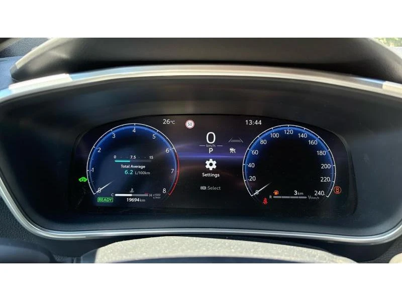 Toyota Corolla TS 2.0HSD PREMIUM, снимка 14 - Автомобили и джипове - 55347014