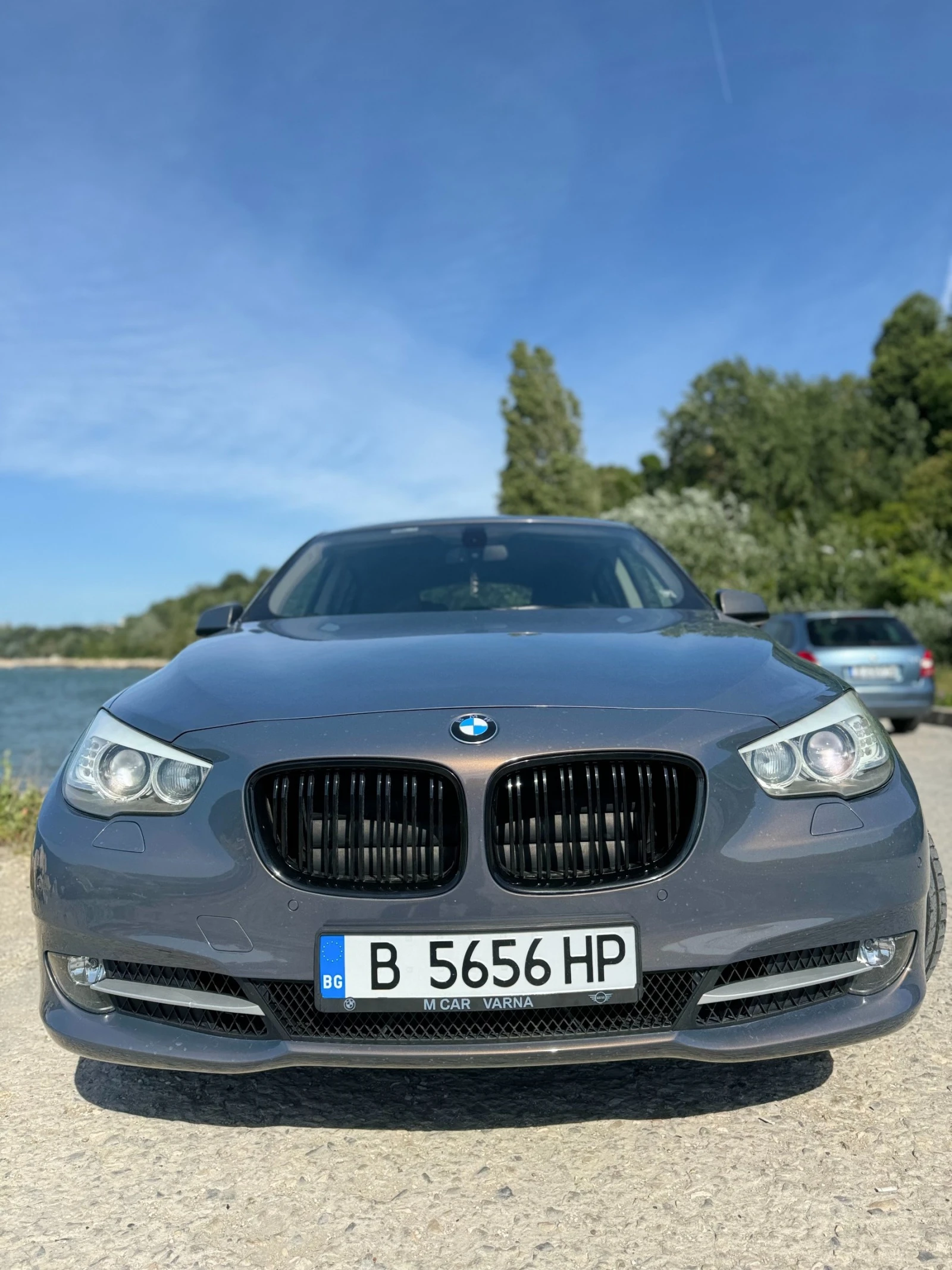 BMW 5 Gran Turismo 530d xdrive - изображение 5