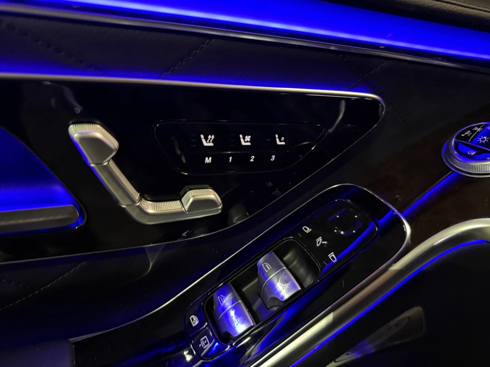 Mercedes-Benz S 580 MAYBACH* БАРТЕР* V8* BiTurbo - изображение 10