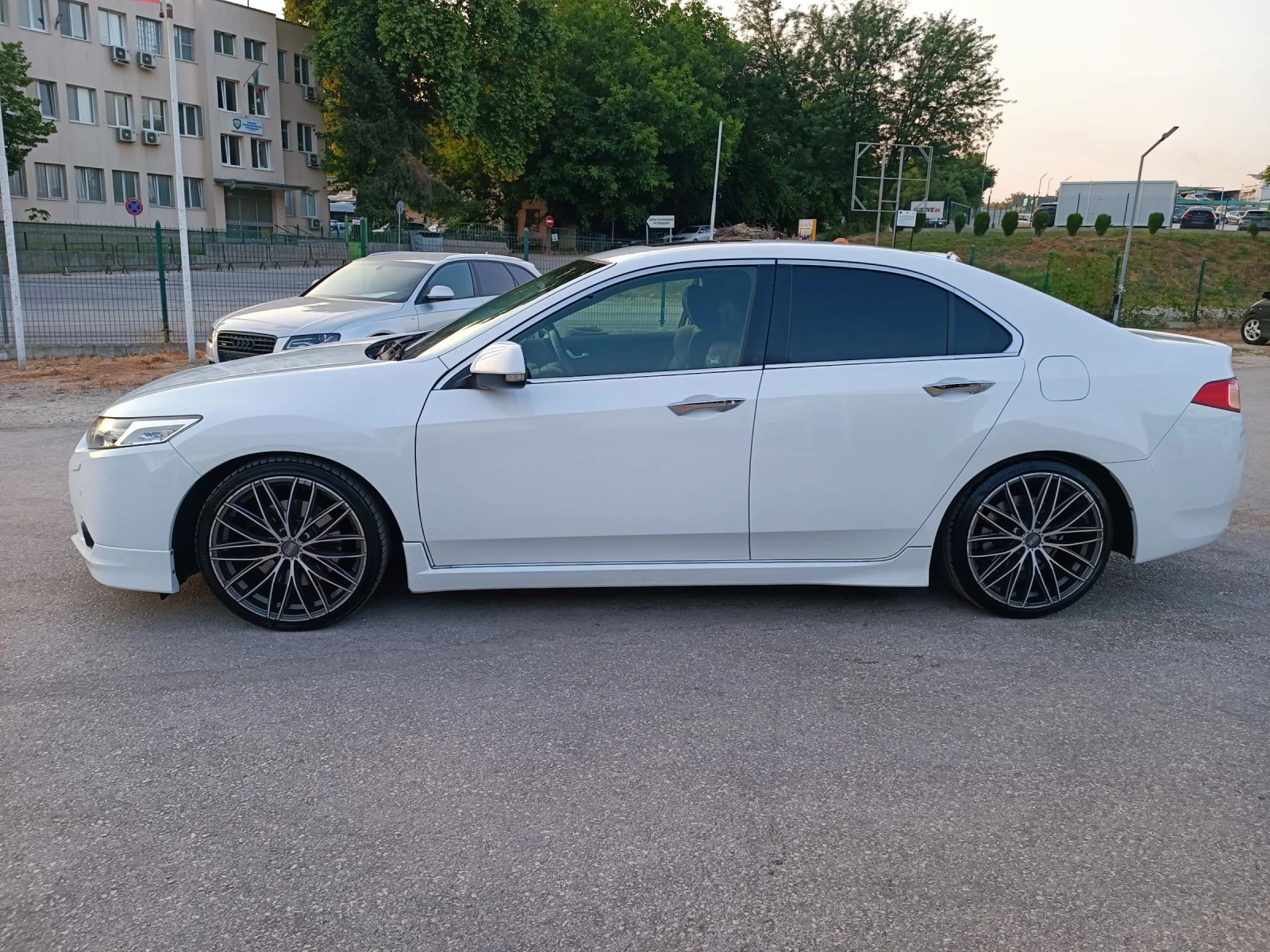 Honda Accord 2.4i-201кс-ШВЕЙЦАРИЯ-АВТОМАТ-FACELIFT-ДИСТРОНИК - изображение 6