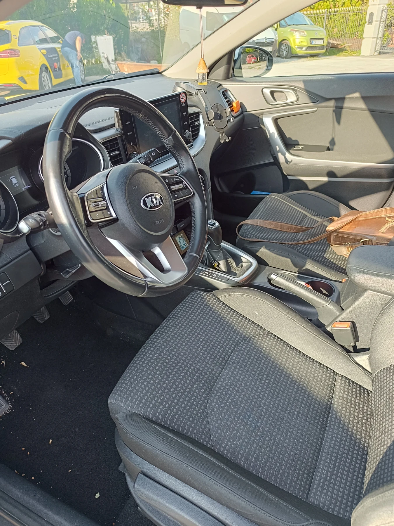 Kia Ceed Wagon 1, 5 Tурбо - изображение 10