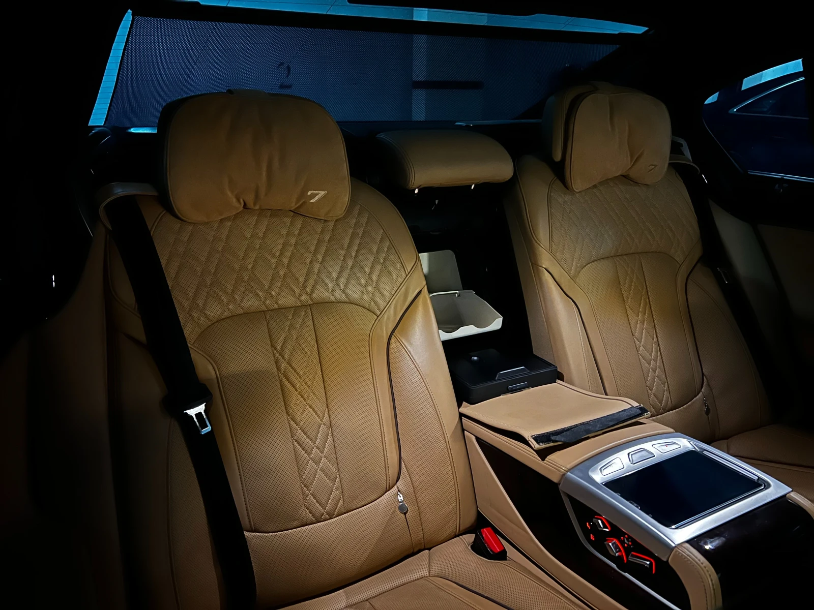 BMW 750 LONG xDrive 2016 /166 000 ��/ ������������ | Mobile.bg � ����������� 11