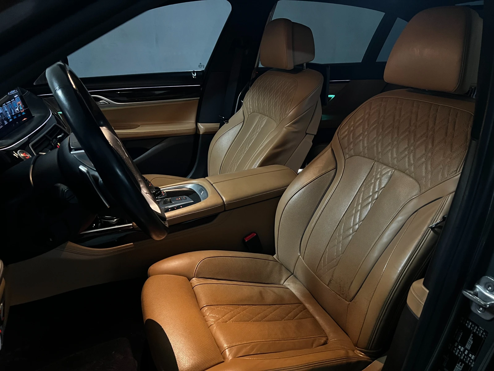 BMW 750 LONG xDrive 2016 /166 000 ��/ ������������ | Mobile.bg � ����������� 8