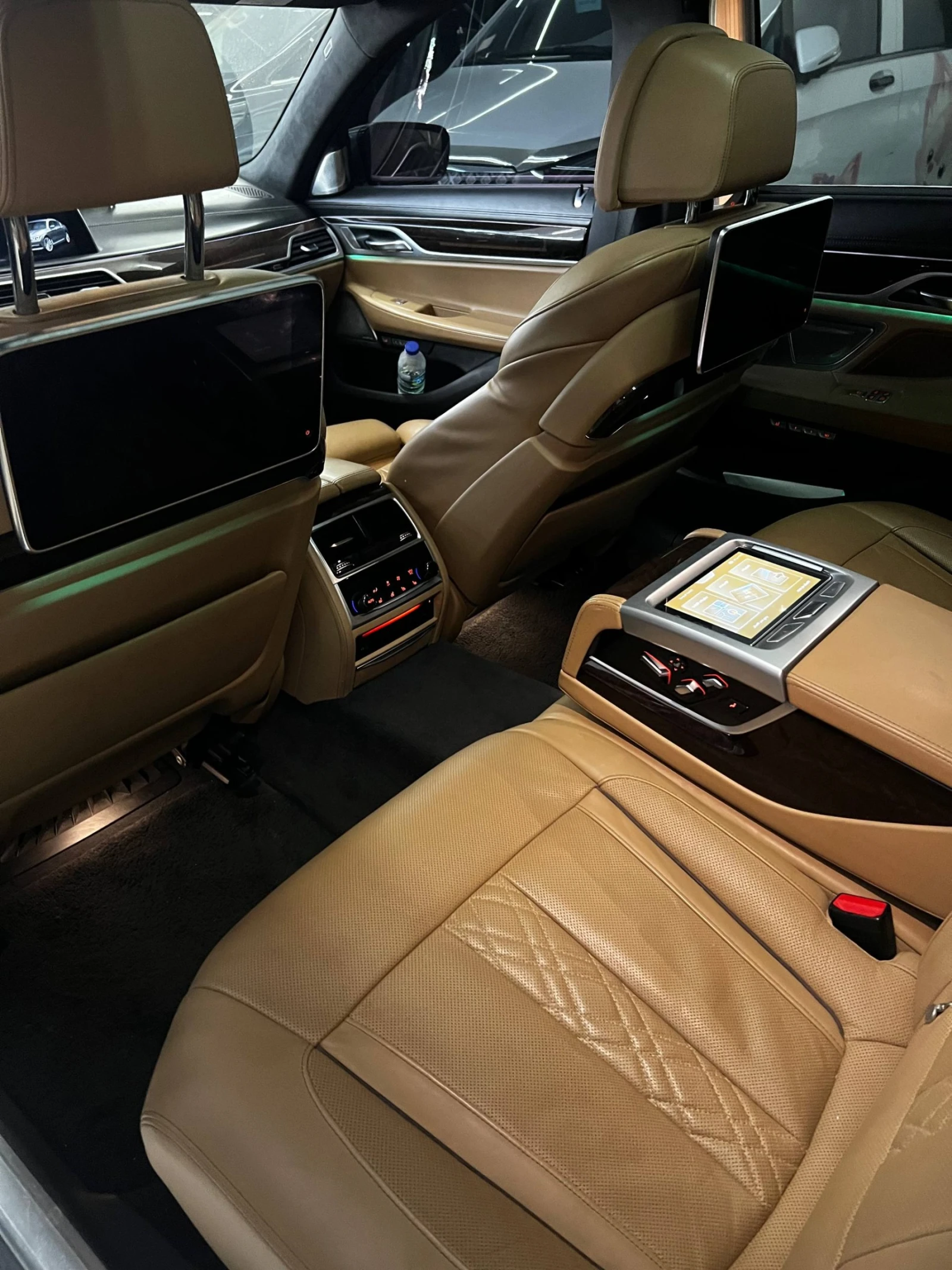 BMW 750 LONG xDrive   2016 / 166 000 �� / ������� ���� | Mobile.bg � ����������� 13