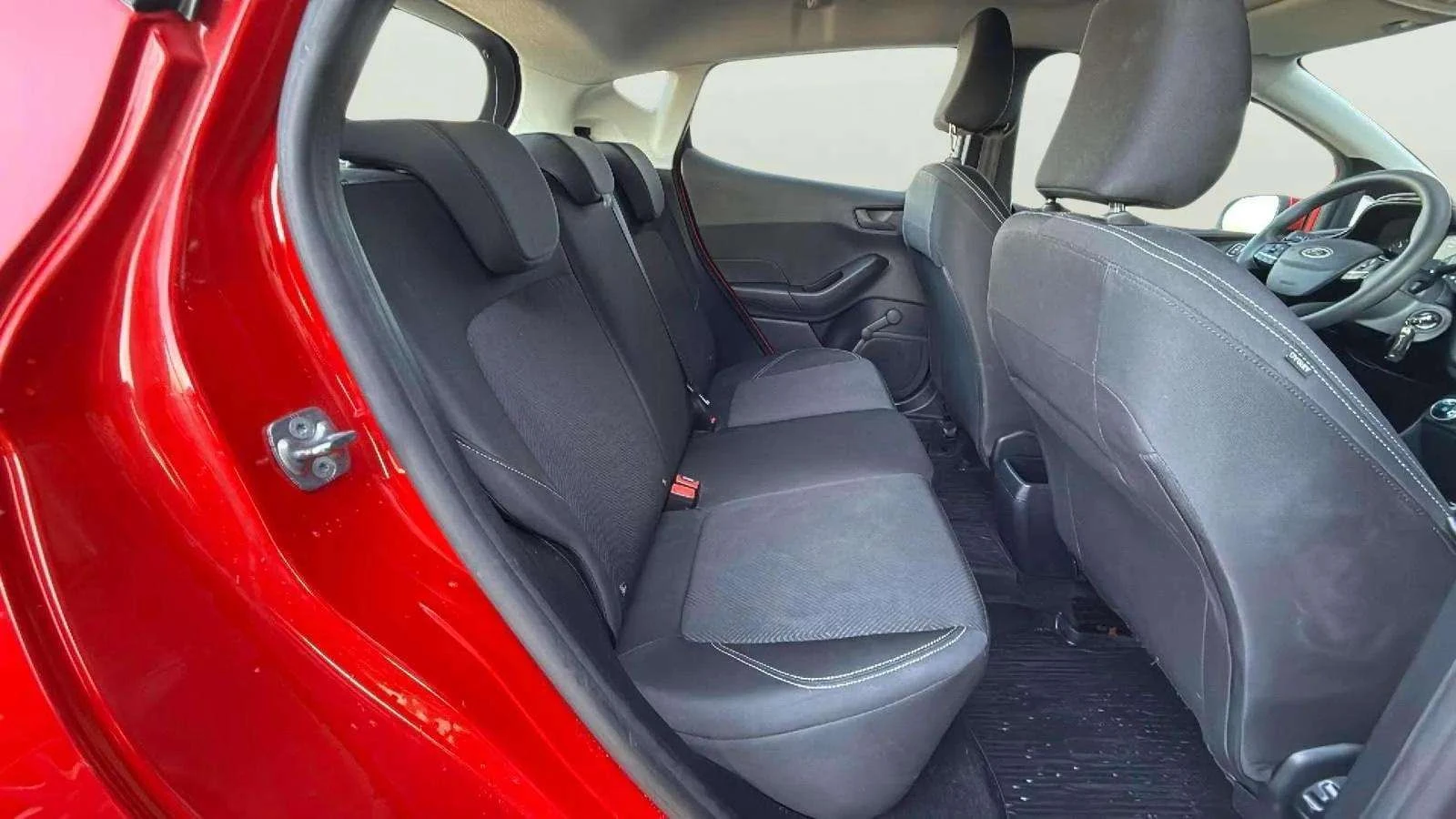 Ford Fiesta 1.0 EcoBoost, снимка 11 - Автомобили и джипове - 53489417