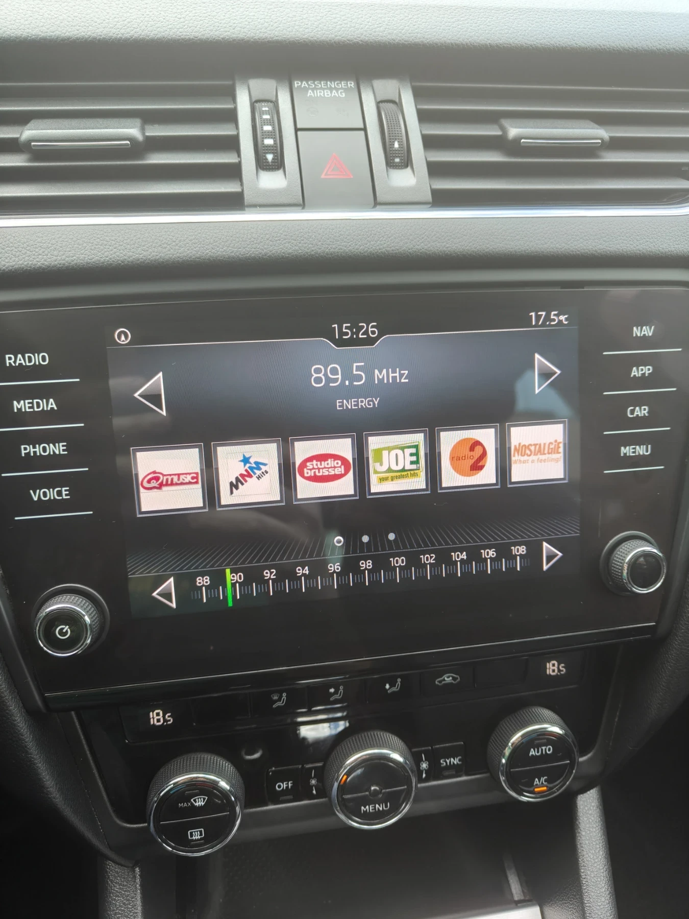 Skoda Octavia 1.4 G-TEC DSG FACELIFT, снимка 8 - Автомобили и джипове - 53713923