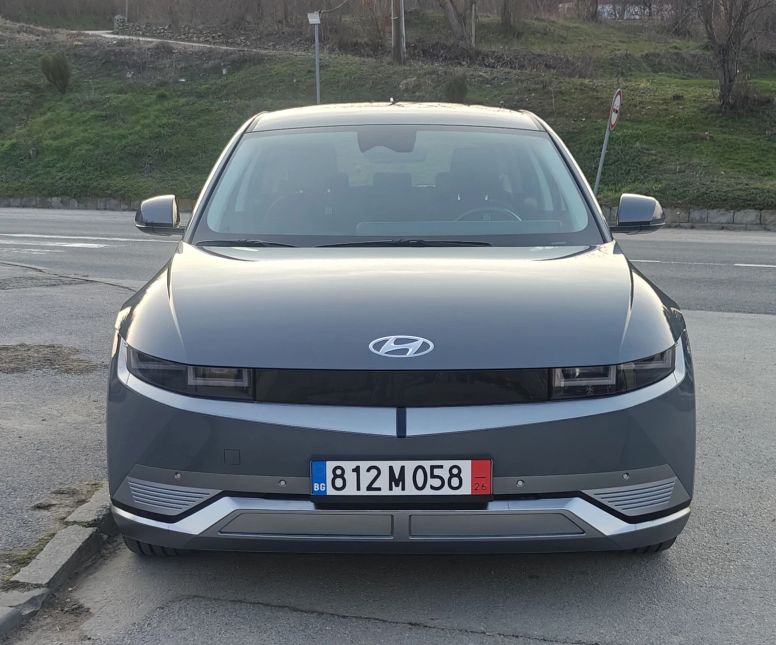 Hyundai Ioniq 5 Dynamiq/RWD/72, 6kwh/Гаранция/SOH99, 8%, снимка 2 - Автомобили и джипове - 53752247