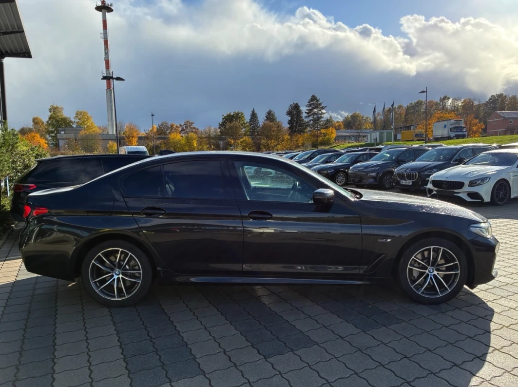BMW 530E M Sport X Drive ПАНОРАМА, снимка 7 - Автомобили и джипове - 53816446