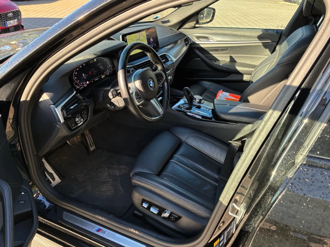 BMW 530E M Sport X Drive ПАНОРАМА, снимка 8 - Автомобили и джипове - 53816446