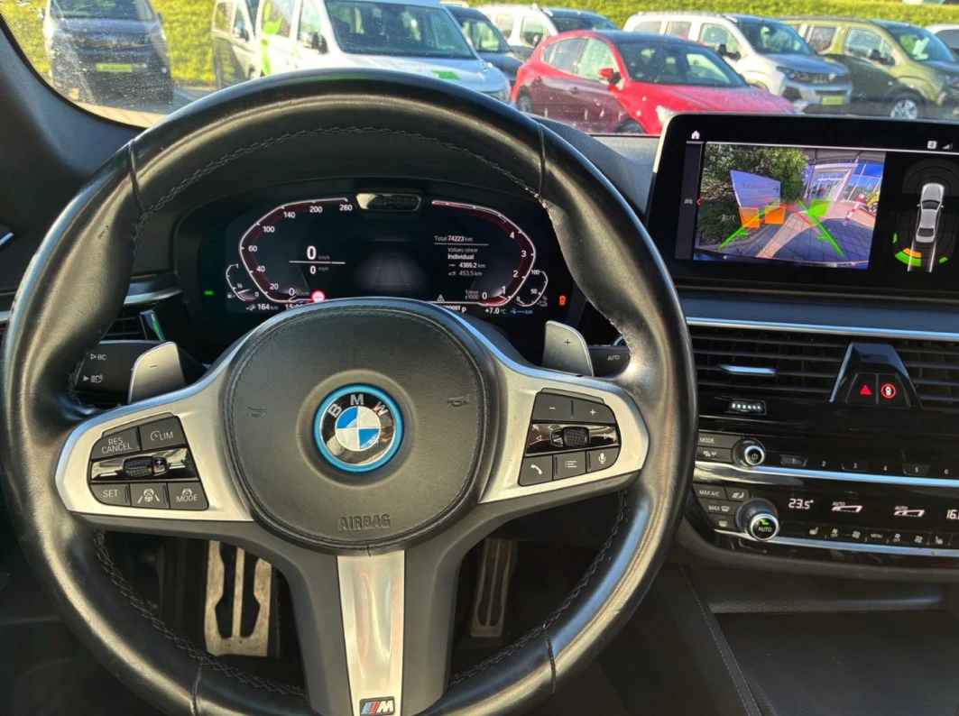 BMW 530E M Sport X Drive ПАНОРАМА, снимка 11 - Автомобили и джипове - 53816446