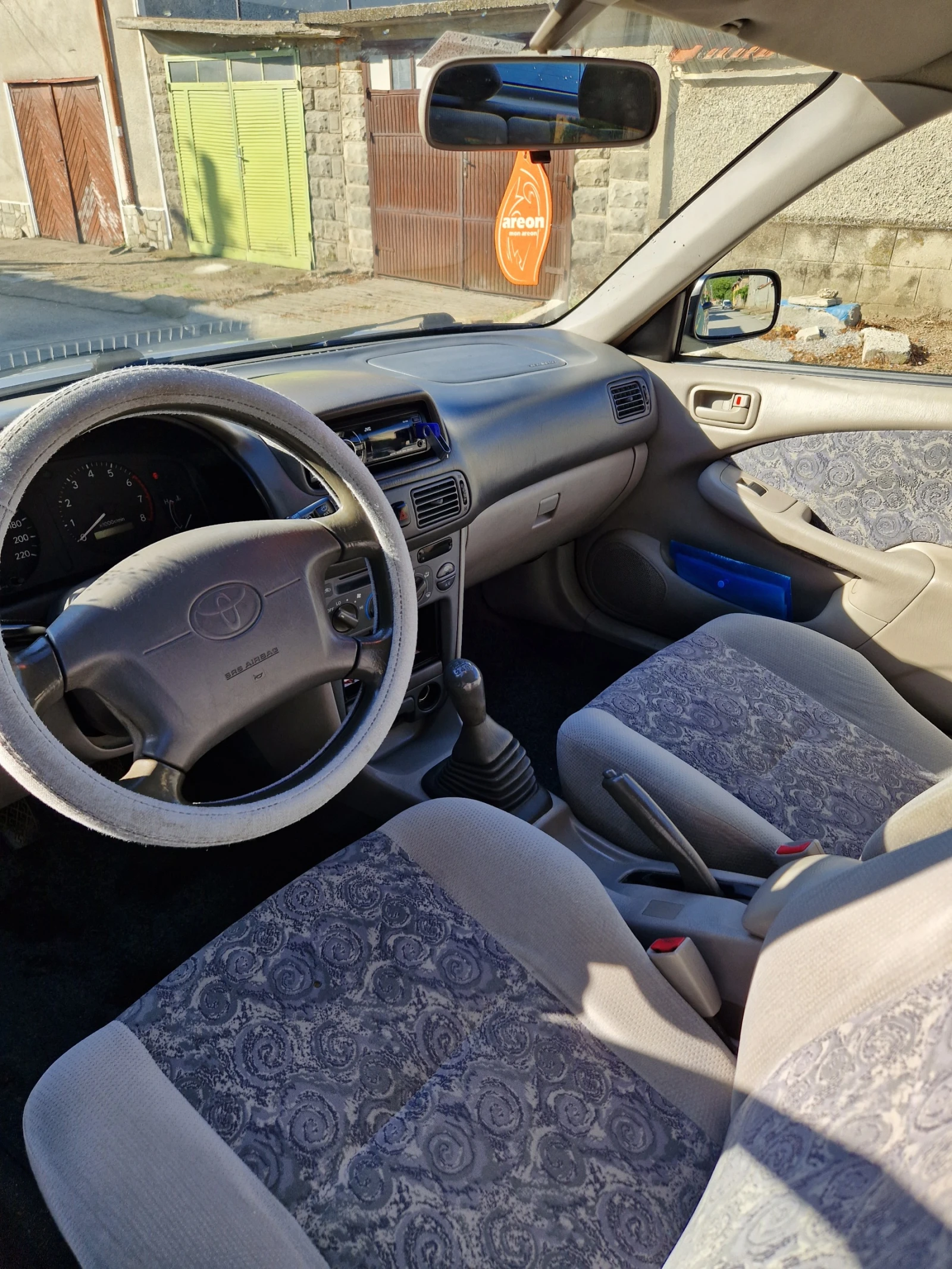 Toyota Corolla, снимка 9 - Автомобили и джипове - 53933175