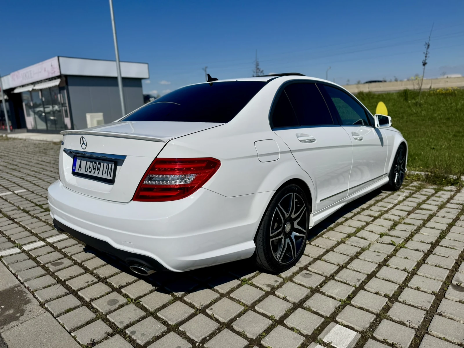 Mercedes-Benz C 350 AMG Sport Plus Package, снимка 3 - Автомобили и джипове - 54398801