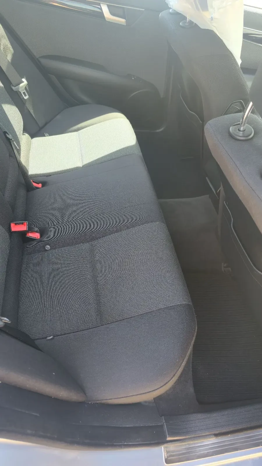 Mercedes-Benz C 200 2.1 CDI, снимка 15 - Автомобили и джипове - 54574830