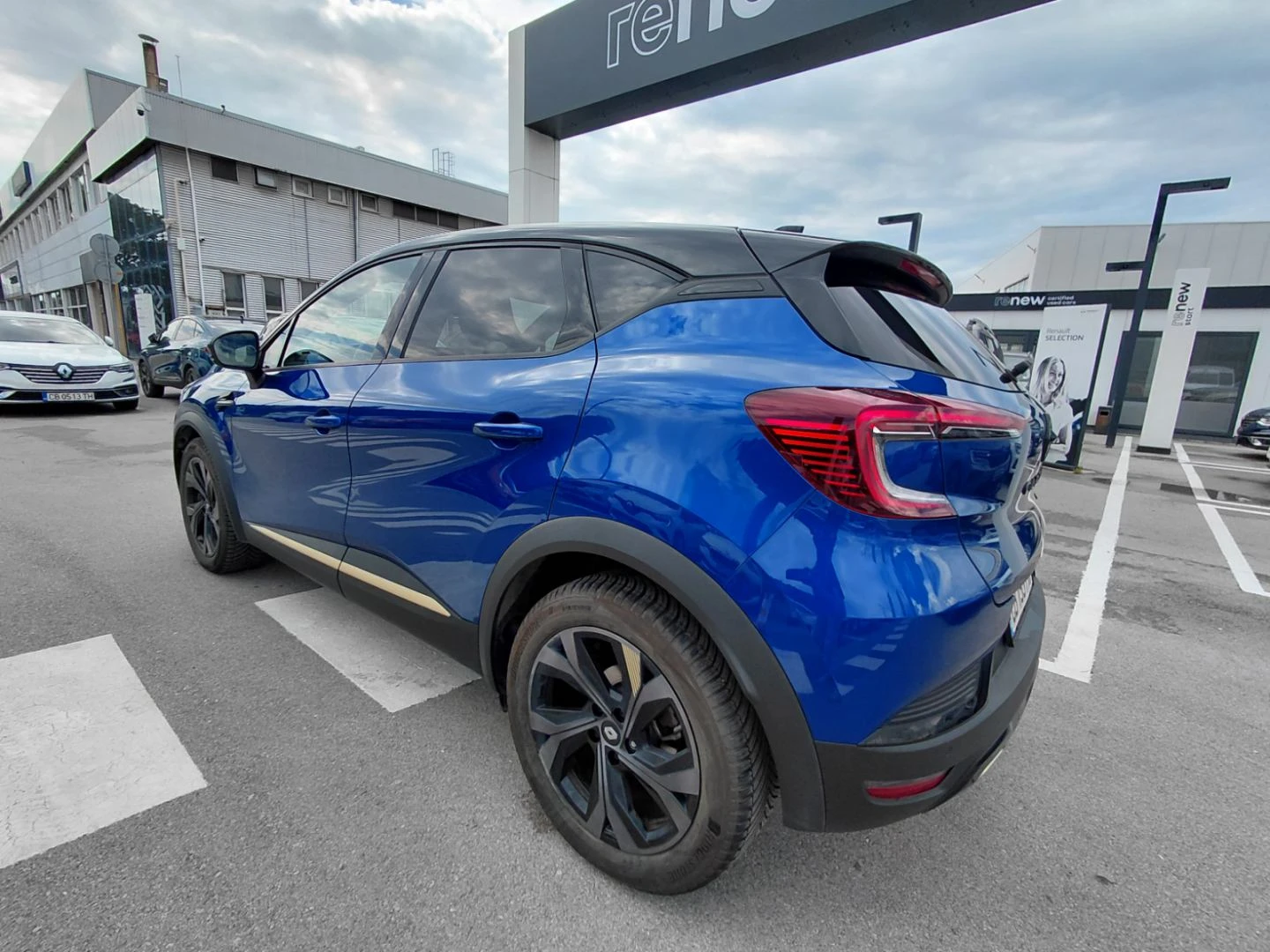 Renault Captur 1.6 E-Tech Full Hybrid 145k.c., снимка 5 - Автомобили и джипове - 55059278