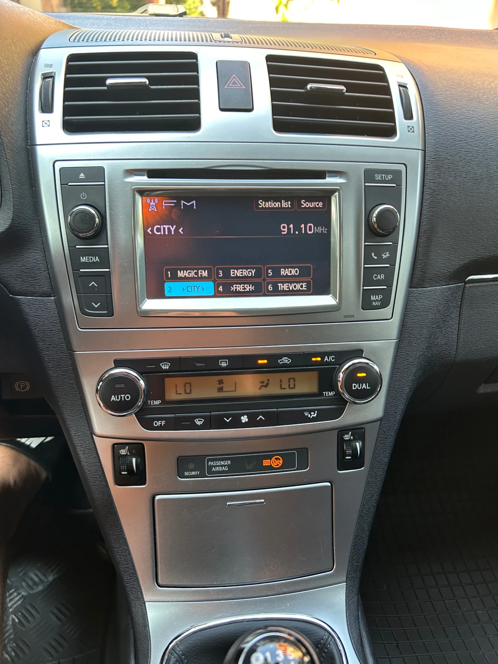 Toyota Avensis, снимка 6 - Автомобили и джипове - 55623750