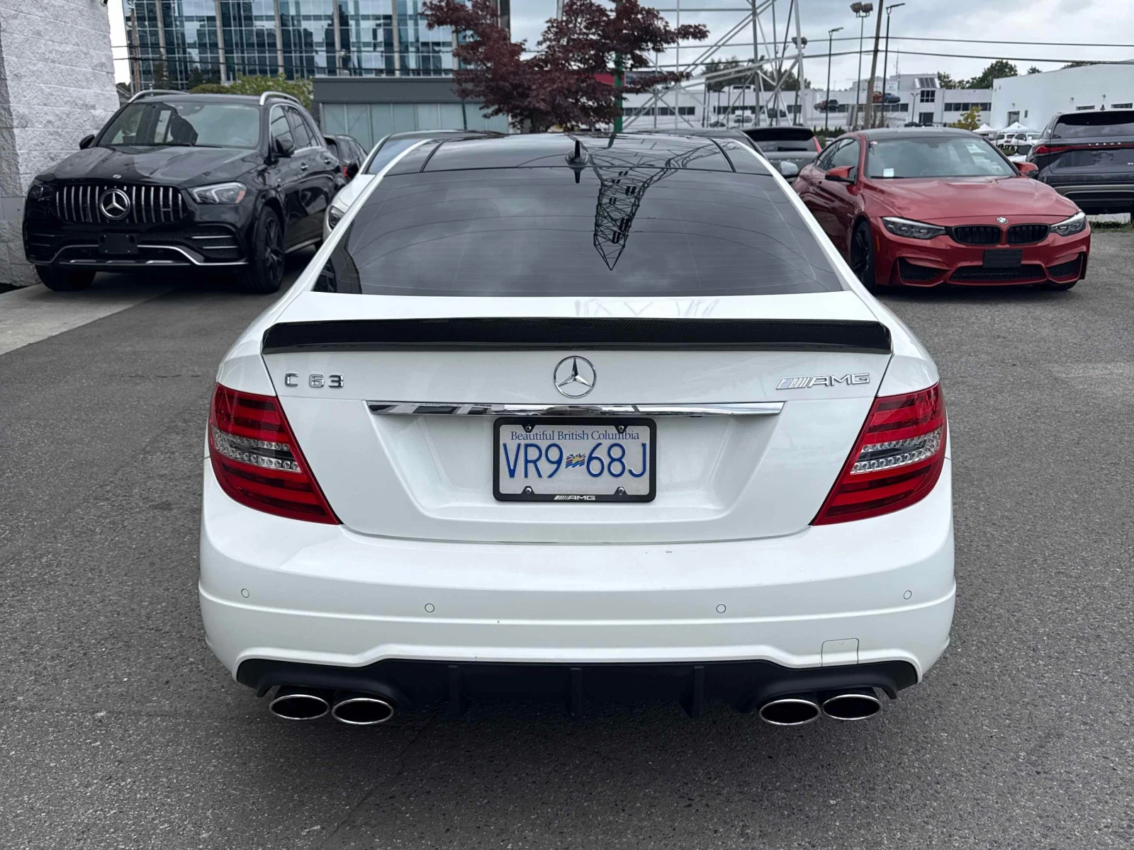 Mercedes-Benz C 63 AMG * CARFAX * ОПЦИЯ ЗА ФИНАНСИРАНЕ, снимка 4 - Автомобили и джипове - 55886294