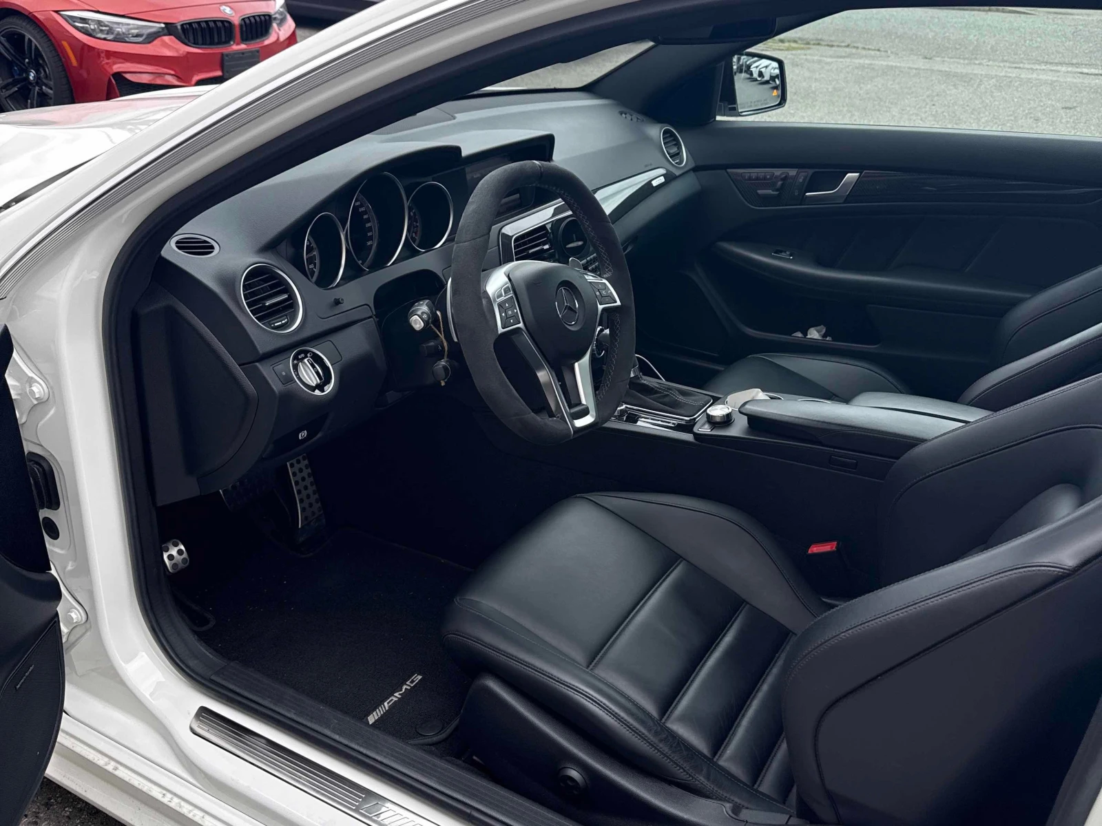 Mercedes-Benz C 63 AMG * CARFAX * ОПЦИЯ ЗА ФИНАНСИРАНЕ, снимка 5 - Автомобили и джипове - 55886294