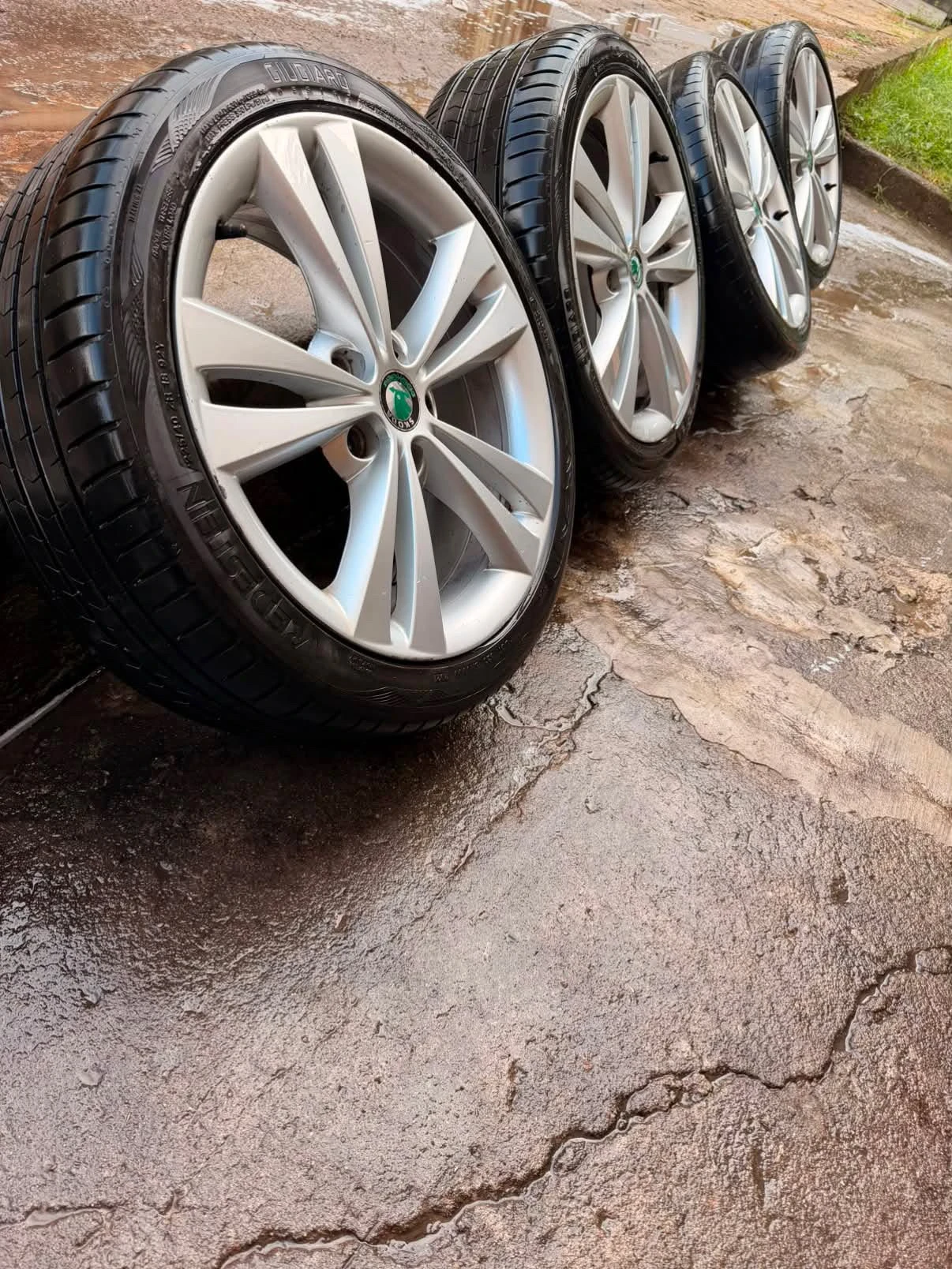 Skoda Octavia vRS 2.0TDI DSG, снимка 13 - Автомобили и джипове - 55953054
