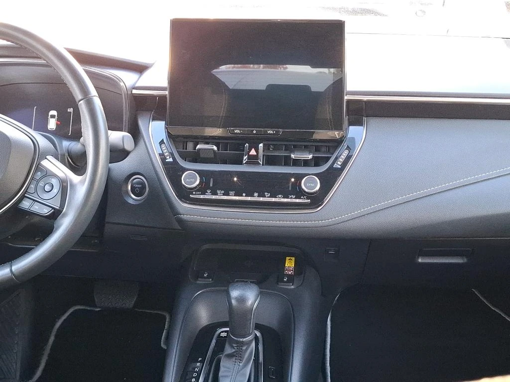 Toyota Corolla TS facelift Hybrid 140hp 2023 e-CVT 143910km, снимка 10 - Автомобили и джипове - 56080550