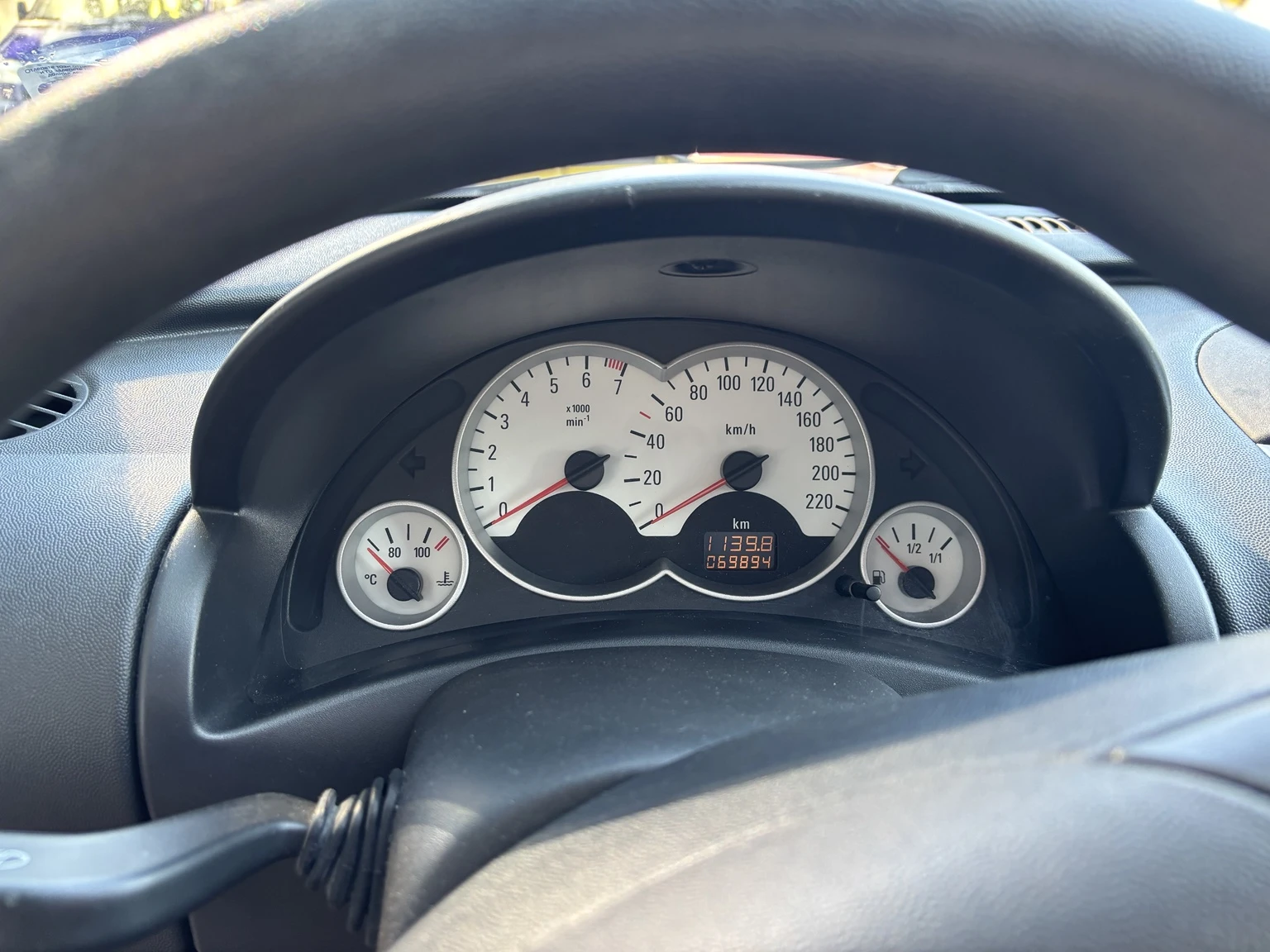 Opel Corsa, снимка 10 - Автомобили и джипове - 56648303