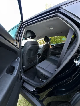 Hyundai Tucson 1.7CRDI/Сменени Вериги/Парктроник/Камера/Keyless, снимка 12