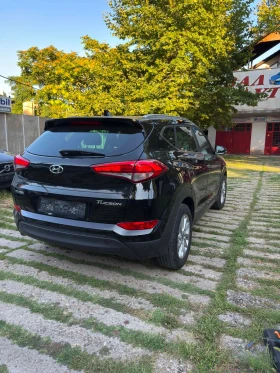 Hyundai Tucson 1.7CRDI/Сменени Вериги/Парктроник/Камера/Keyless, снимка 4