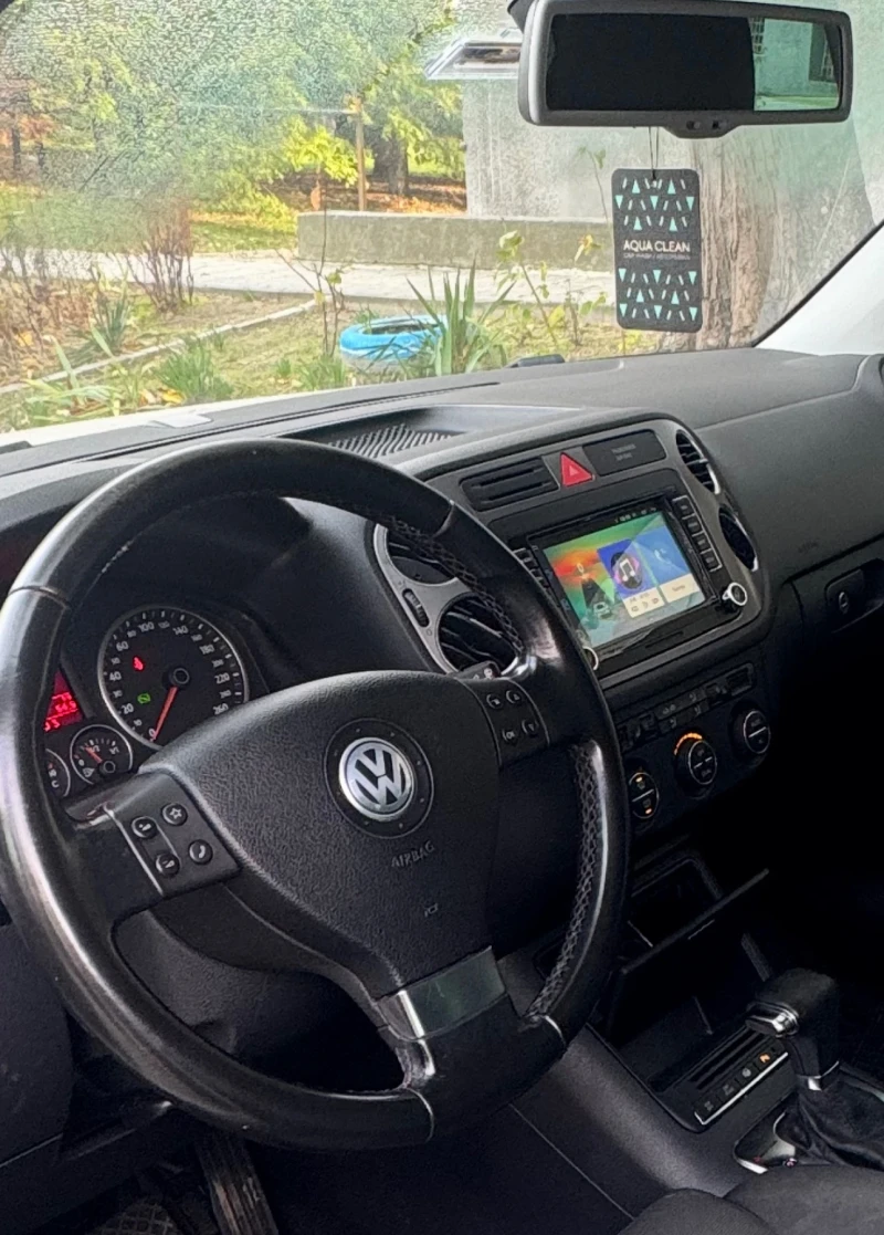 VW Tiguan 2.0 TDI 4Motion Panorama, снимка 5 - Автомобили и джипове - 52295252