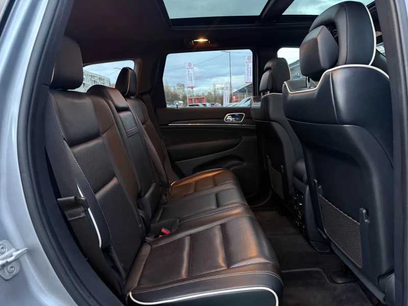 Jeep Grand cherokee OVERLAND, снимка 10 - Автомобили и джипове - 52490692