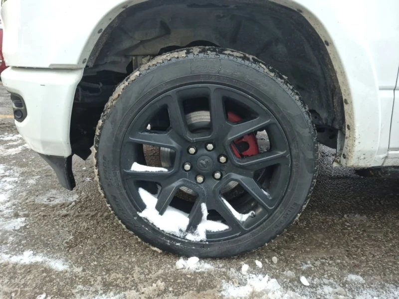 Dodge RAM 1500 * LIMITED CREW CAB SHORT BED * CARFAX * БЕЗ ПЪРВОН, снимка 6 - Автомобили и джипове - 53035879