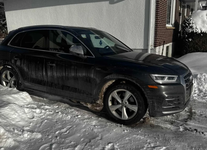Audi SQ5 * Technik * CARFAX * БЕЗ ПЪРВОНАЧАЛНА ВНОСКА, снимка 3 - Автомобили и джипове - 53066007
