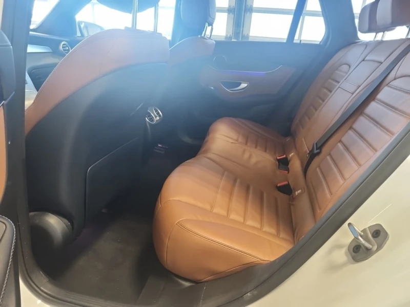 Mercedes-Benz GLC * AMG 43 * CARFAX * ЦЕНА ДО БГ, снимка 11 - Автомобили и джипове - 53332367