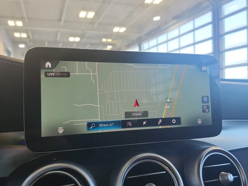 Mercedes-Benz GLC * AMG 43 * CARFAX * ЦЕНА ДО БГ, снимка 8 - Автомобили и джипове - 53332367